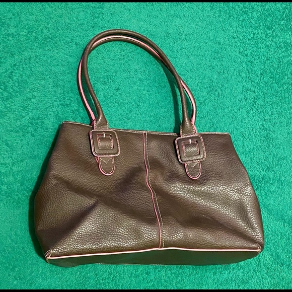 Liz Claiborne purse in great condition. - Picture 2 of 3